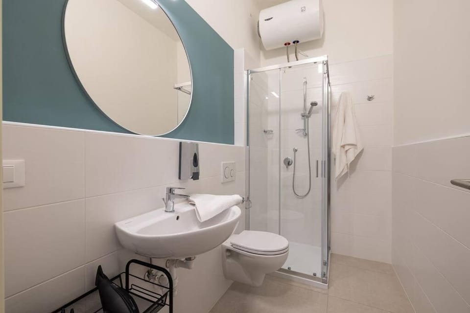 Mia Rooms - Zimmer mit Privatbad Bozen Zentrum01 Apartment in Bolzano