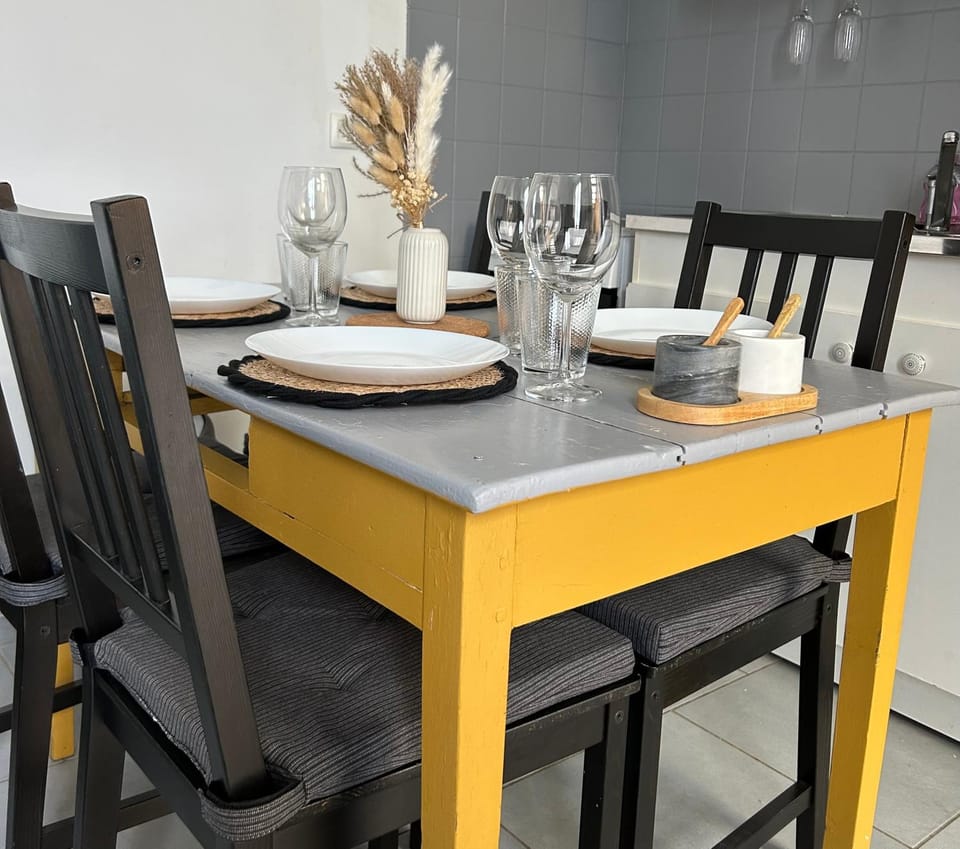 Maison cosy avec terrasse & parking - 5min de Tours House in Centre-Val de Loire