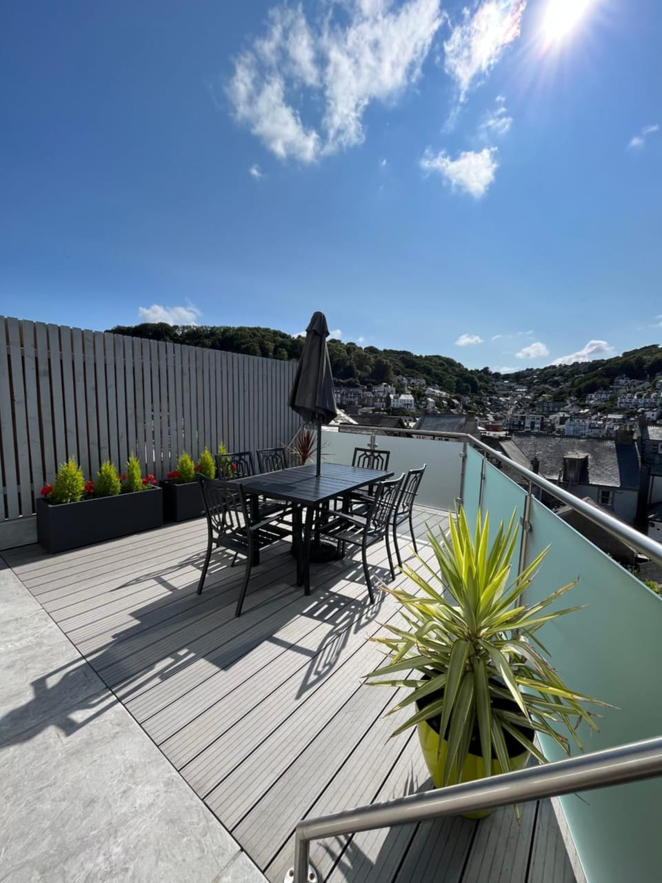 Contemporary 3-Bedroom Home with Stunning Views House in Looe