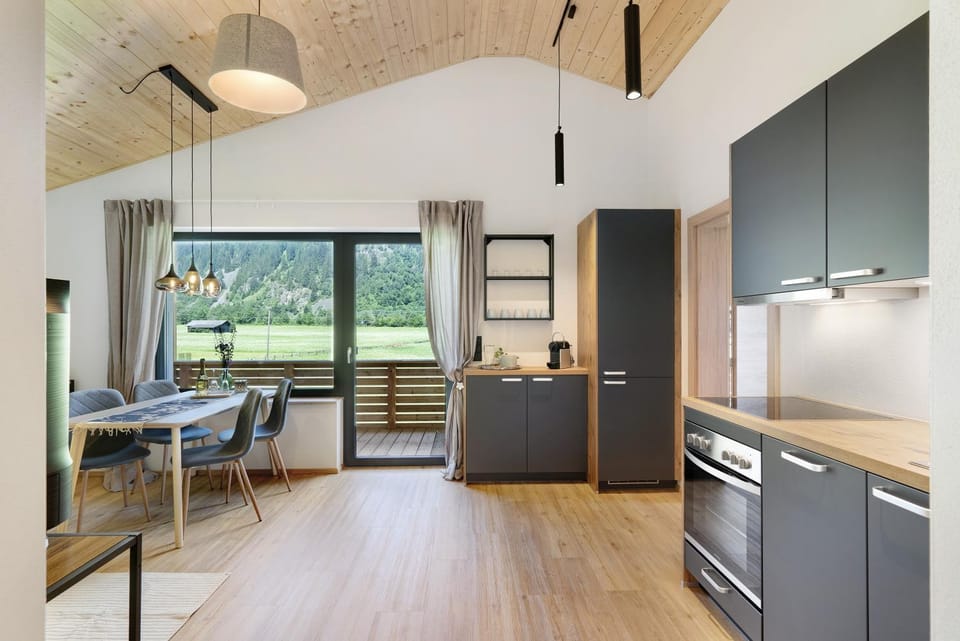 Property building, Kitchen or kitchenette, Living room