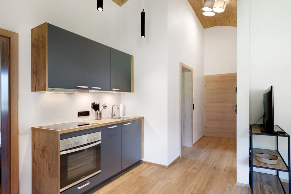 Kitchen or kitchenette, Living room