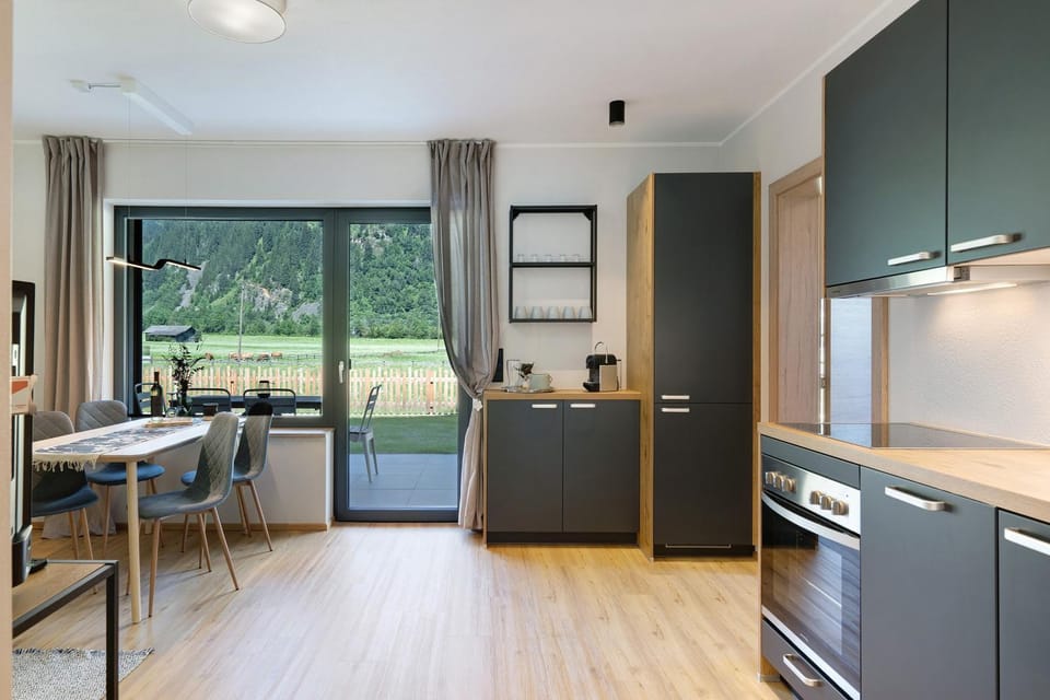 Property building, Kitchen or kitchenette, Living room