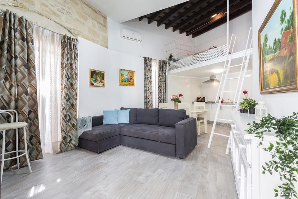 Kitchen or kitchenette, Living room, Bedroom, Area and facilities