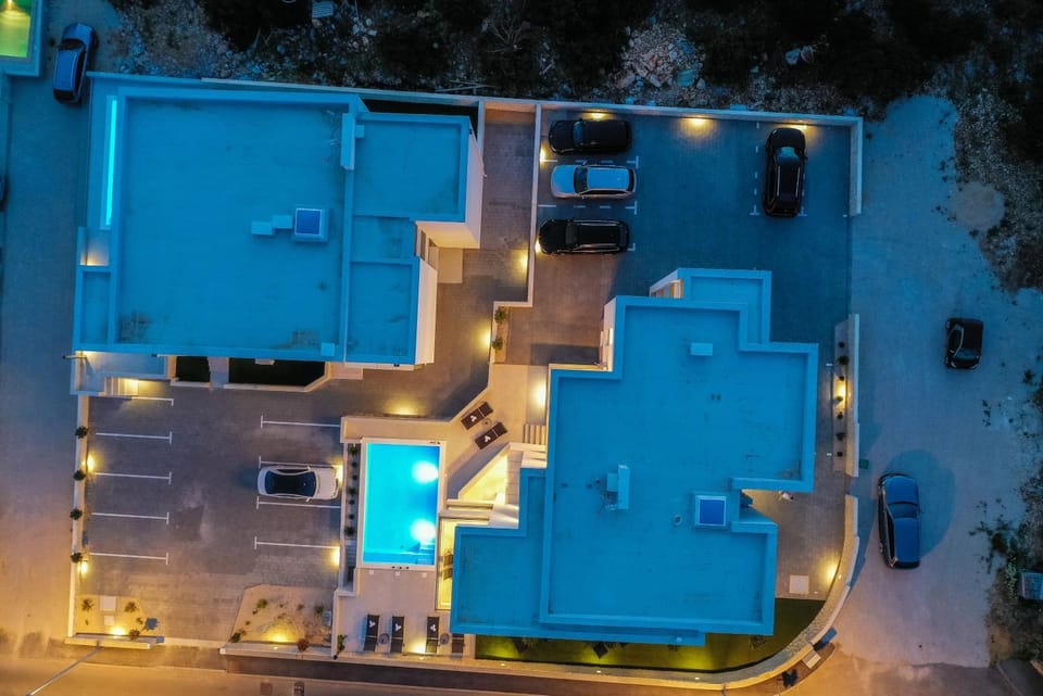 Night, Swimming pool