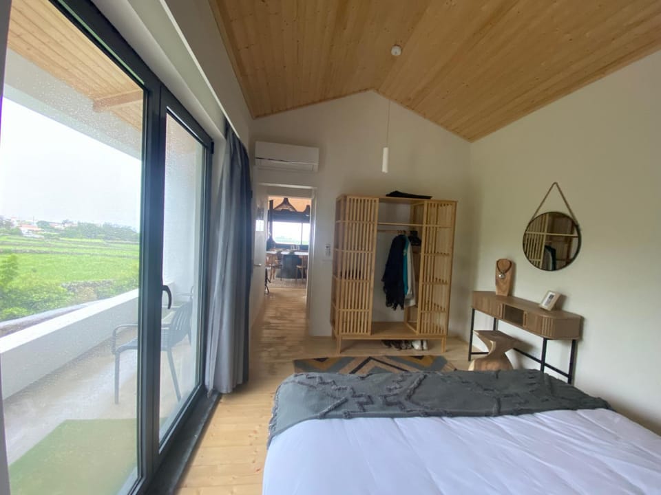 LUZZ me - Casa das Doze Ribeiras Apartment in Azores District