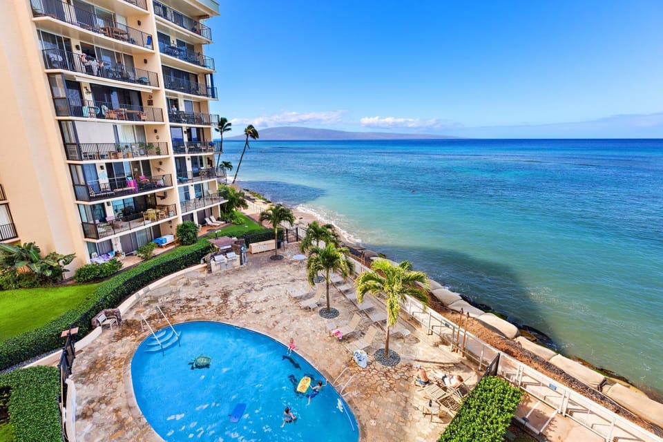 Hololani A402 Apartment in Kahana