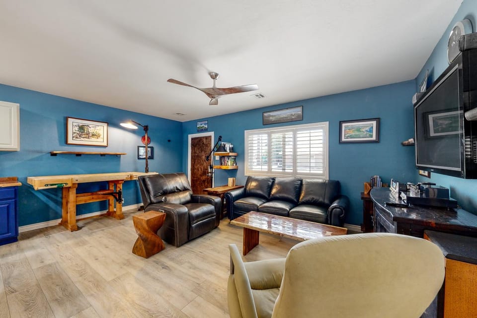 4 Mi to Dtwn: Pet-Friendly Getaway in Phoenix House in Phoenix