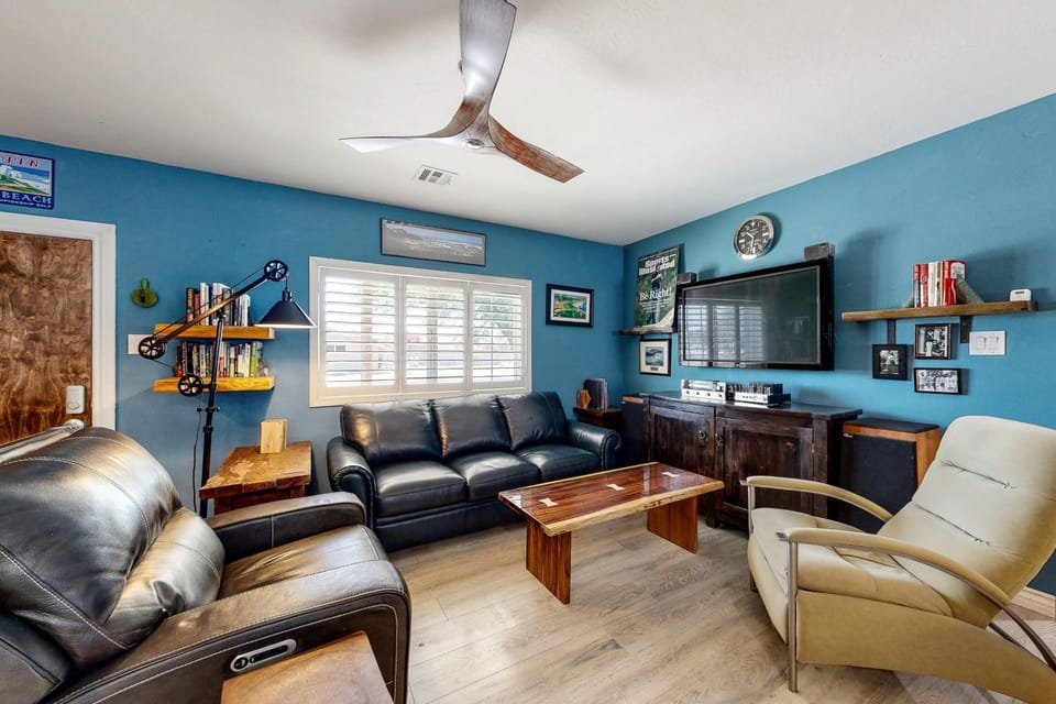4 Mi to Dtwn: Pet-Friendly Getaway in Phoenix House in Phoenix