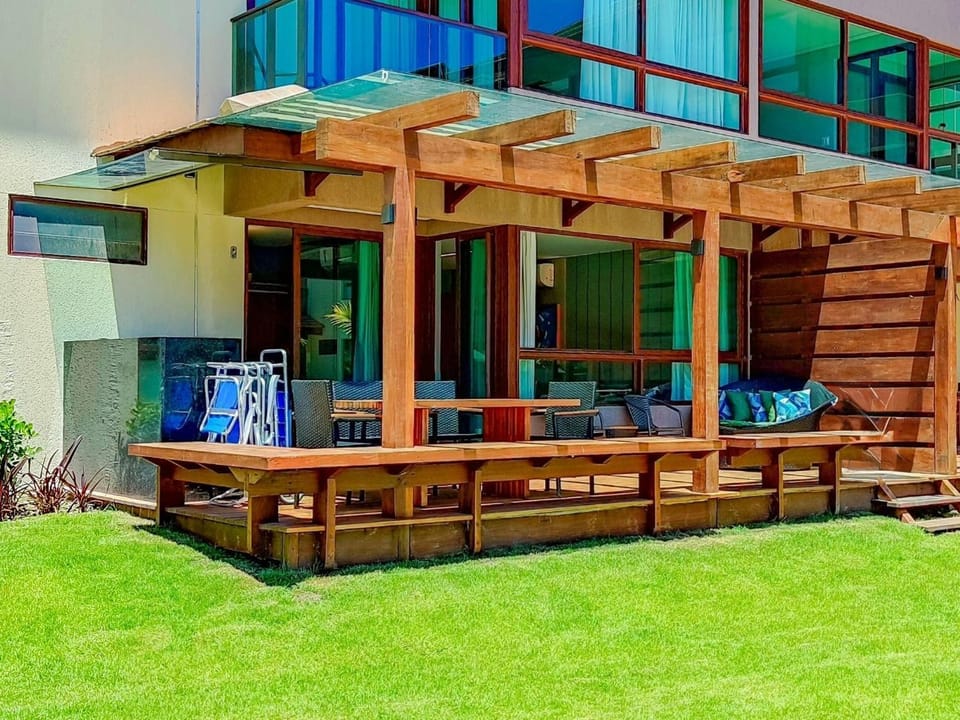 Property building, Patio, Restaurant/places to eat, Communal lounge/ TV room, Spring, Day, Garden, View (from property/room), Balcony/Terrace, Evening entertainment, Garden view, Pool view, Swimming pool, sunbed