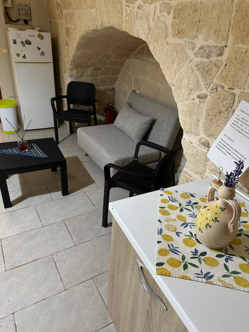 futura home centro storico 5 minuti da Bari House in Bari