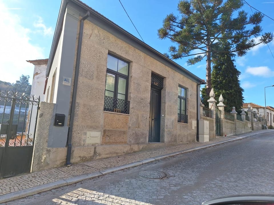 Chalé Caldas de Aregos House in Porto District
