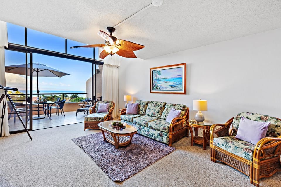 Kahana Villa E701 Apartment in Napili-Honokowai