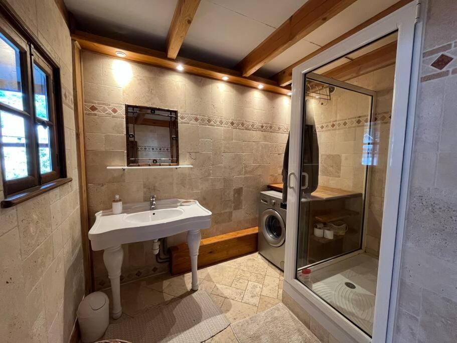 « la maison du bonheur» LE LOFT ZEN Apartment in Provence-Alpes-Côte d'Azur