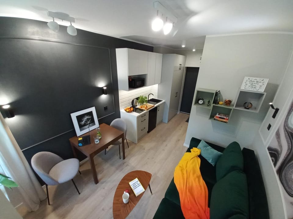 Living room, Photo of the whole room, Seating area, Bedroom
