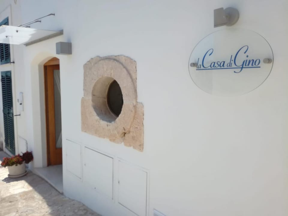 Property logo or sign