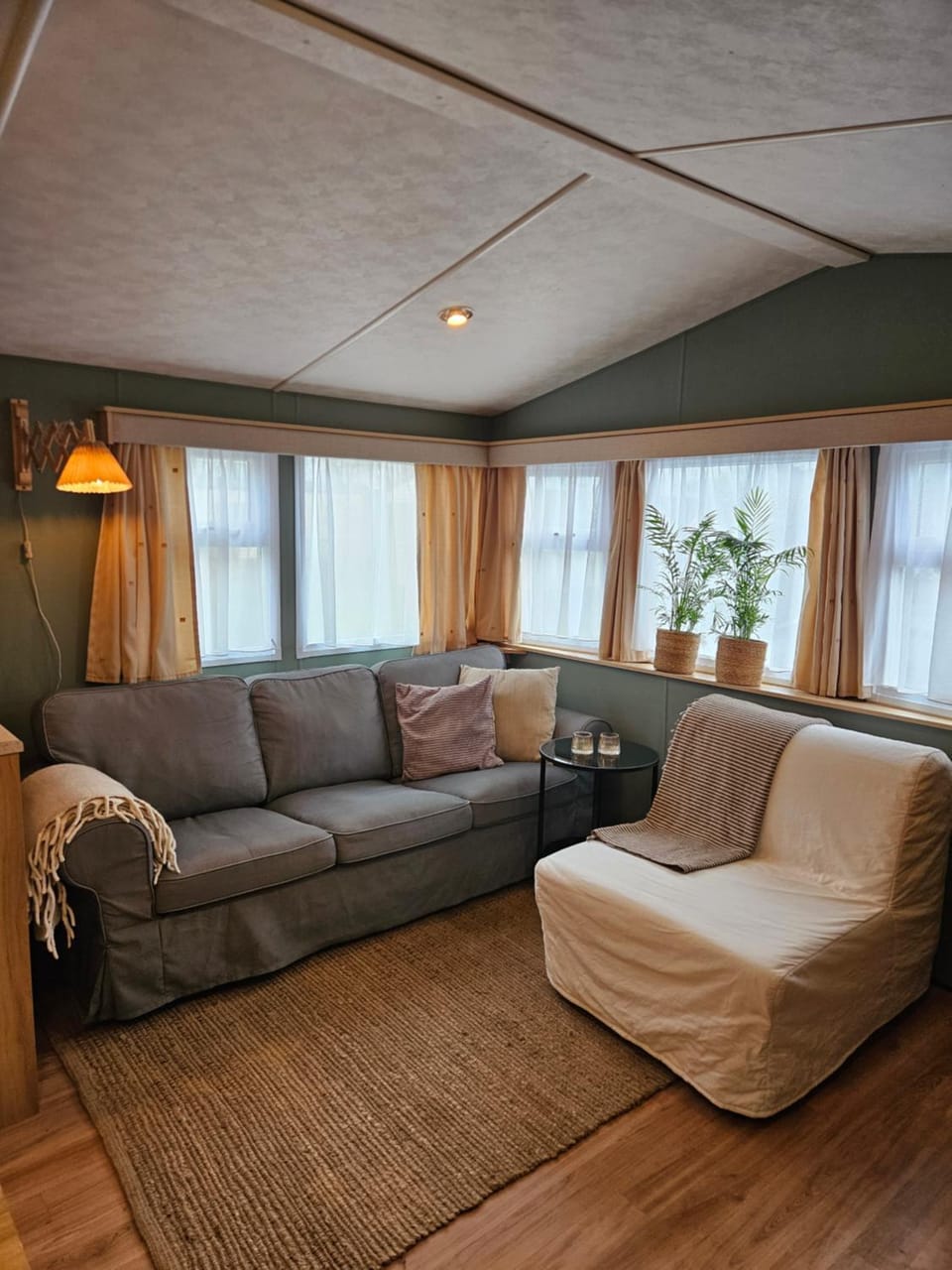 Bed, Living room, Seating area