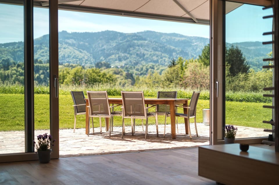 Day, Natural landscape, View (from property/room), Balcony/Terrace, Mountain view