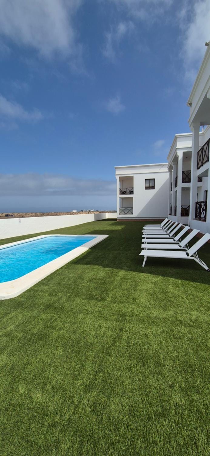 Property building, Swimming pool