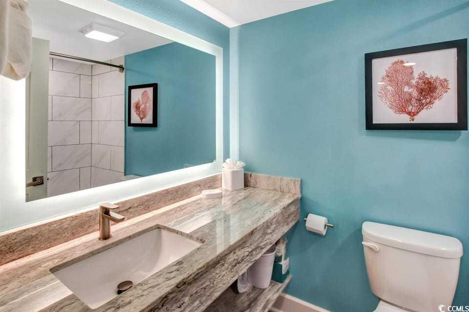 Immaculate Ocean View Double Queen Suite!- Grande Cayman Resort Unit 232 - Sleeps 4 Guests! House in Myrtle Beach