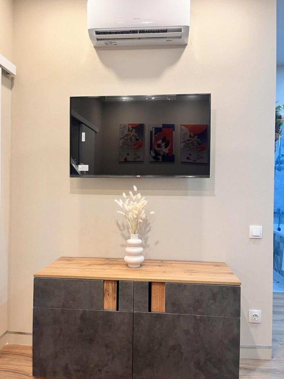 Яркие апартаменты в жилом комплексе Акварель Apartment in Almaty