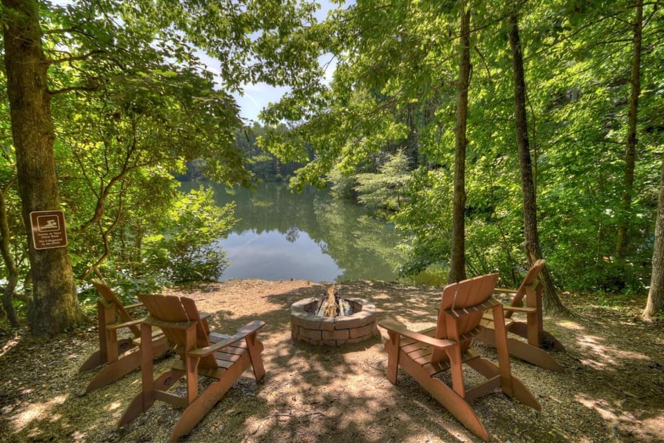 Cherry Lake Hideaway House in Georgia