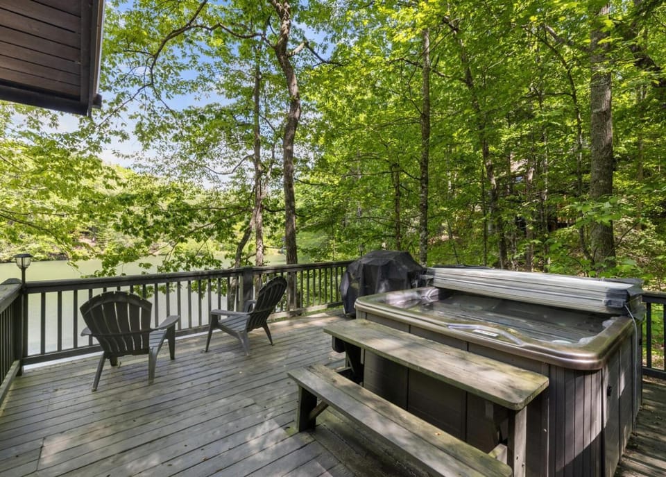 Cherry Lake Hideaway House in Georgia