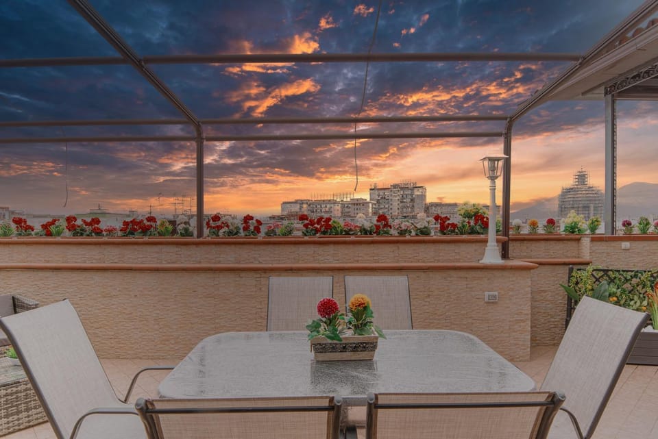 View (from property/room), Balcony/Terrace, Sunrise