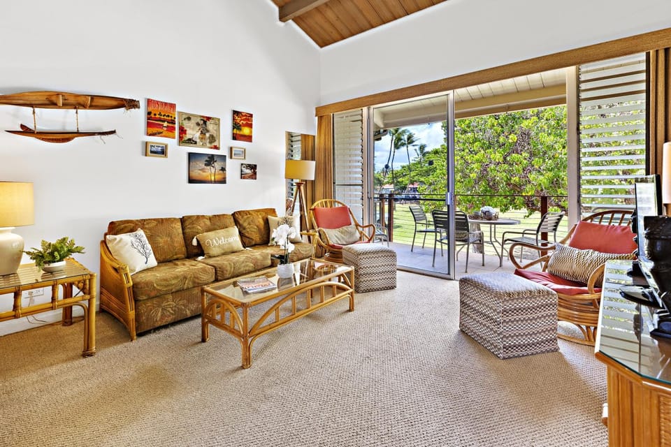 Hale Kai 204 Apartment in Napili-Honokowai