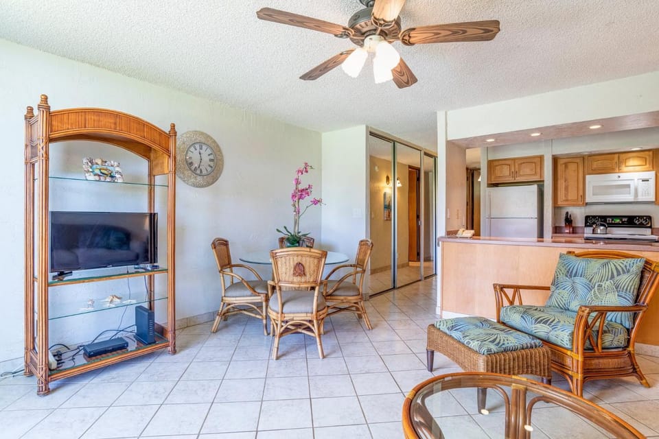 Papakea E209 Apartment in Kaanapali