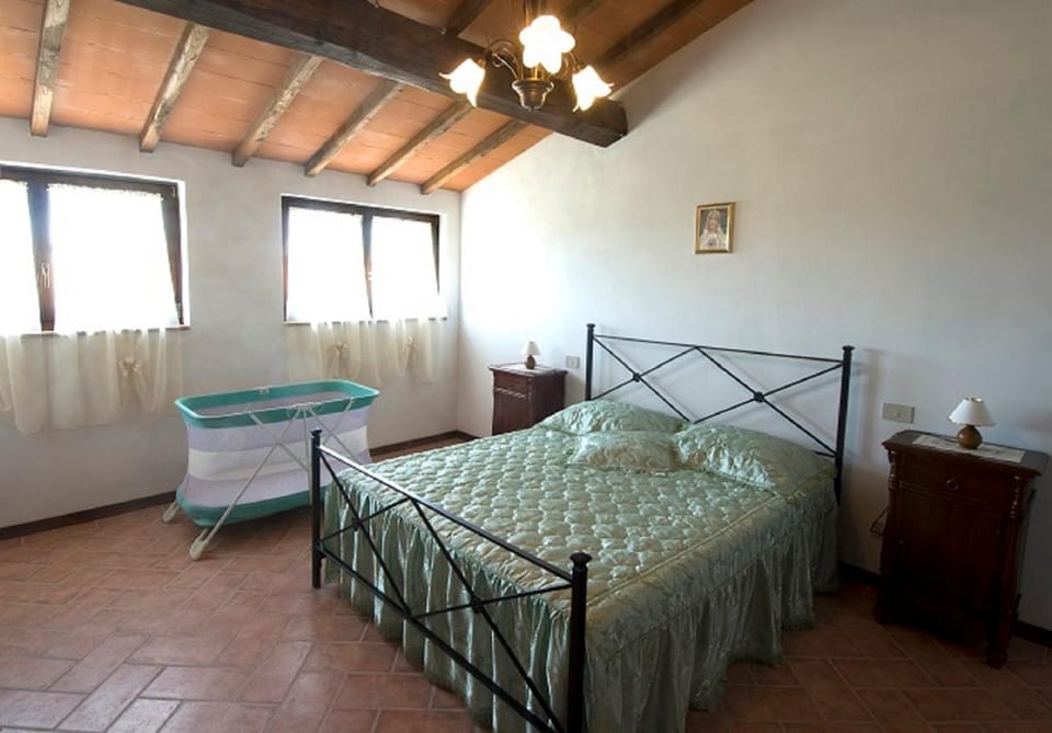 Casa il Ponte Apartment in Tuscany