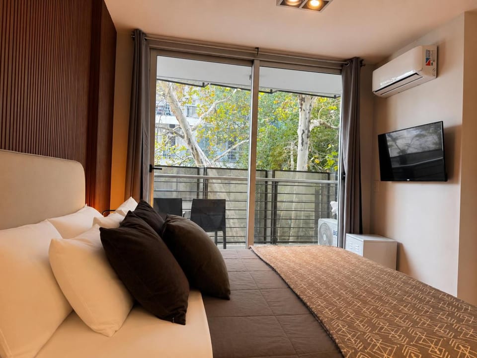 Property building, TV and multimedia, Bedroom