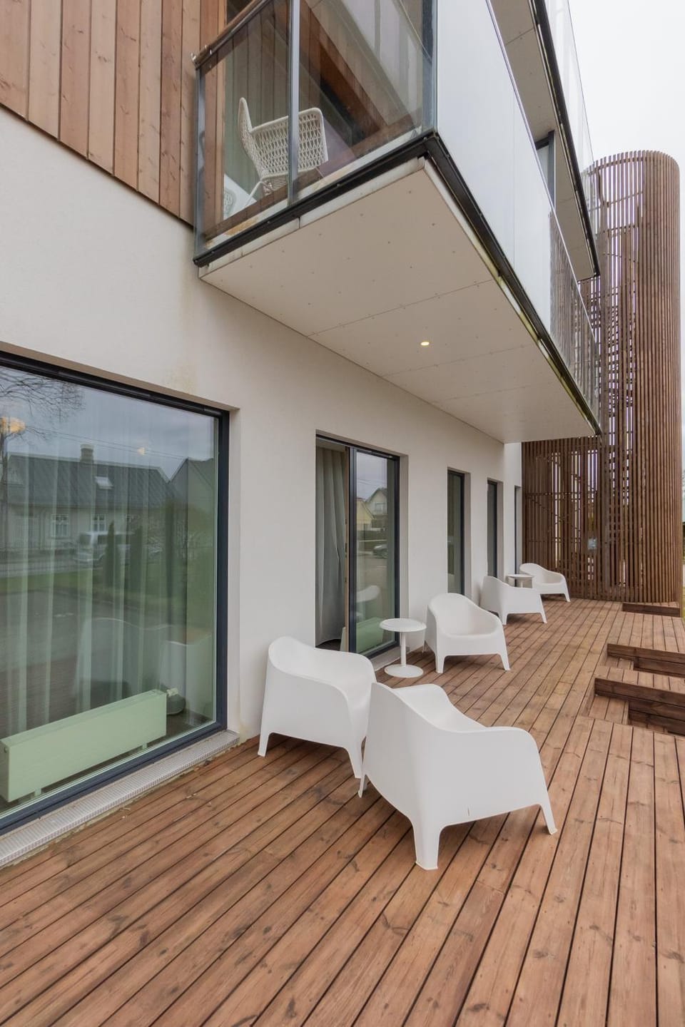 Property building, Balcony/Terrace, Beach