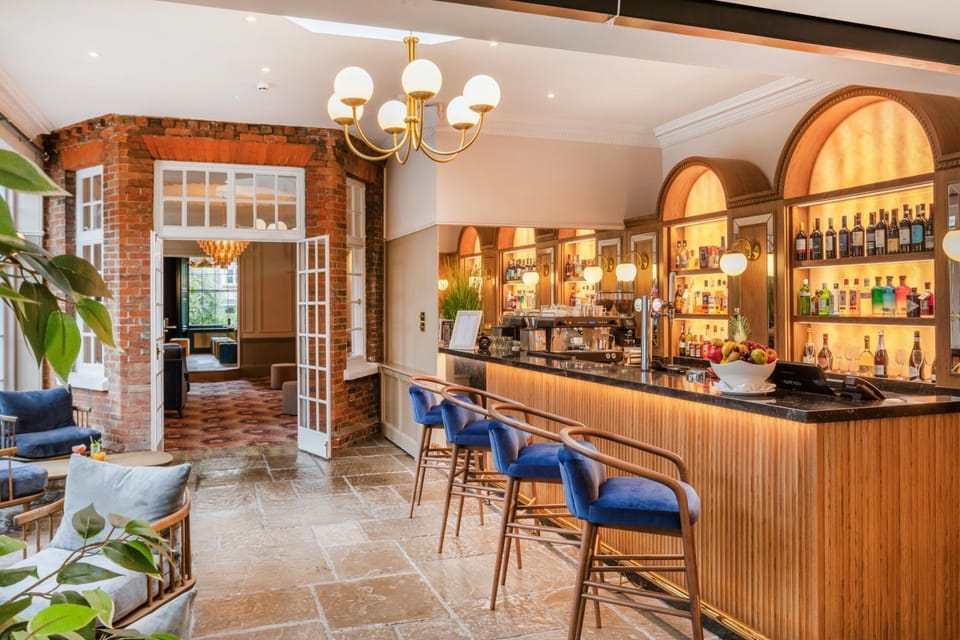 Lounge or bar, Drinks