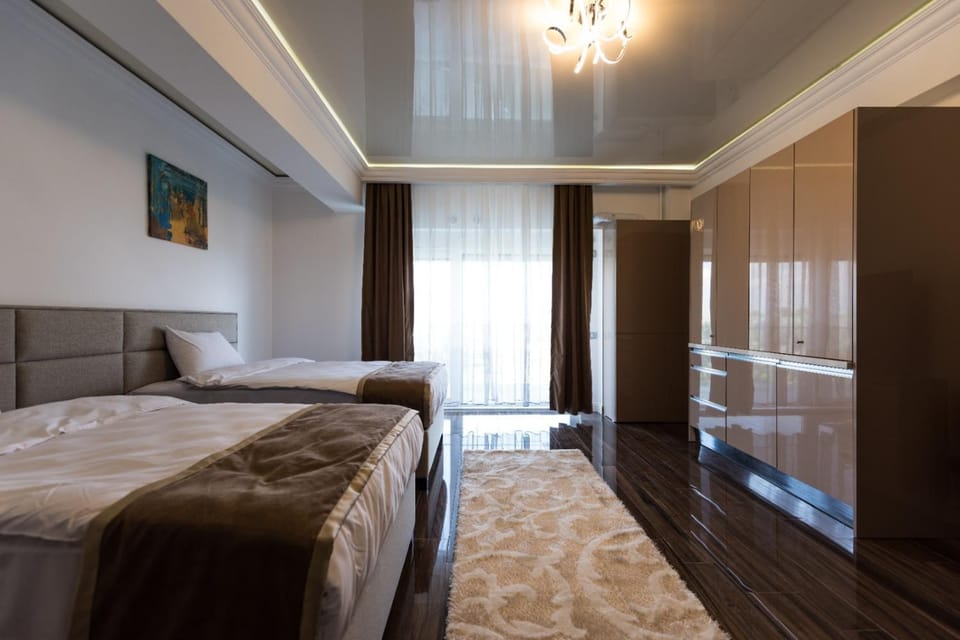 Summer studio 605 white tower Apartment in Constanta