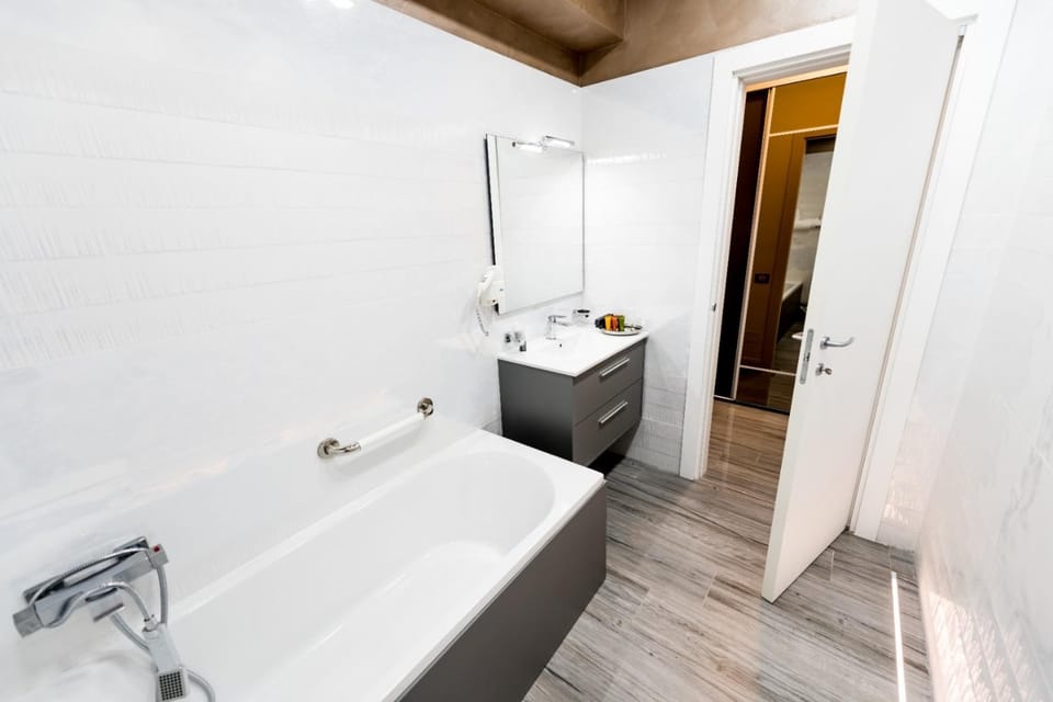 Summer studio 605 white tower Apartment in Constanta