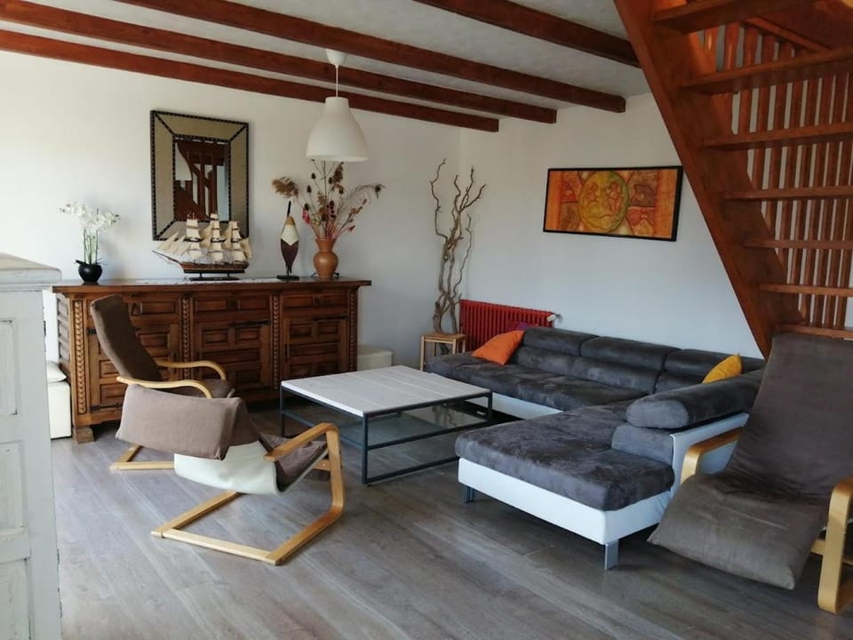 LAIGRETTE, grande maison paisible à 5min de la mer House in Plougasnou