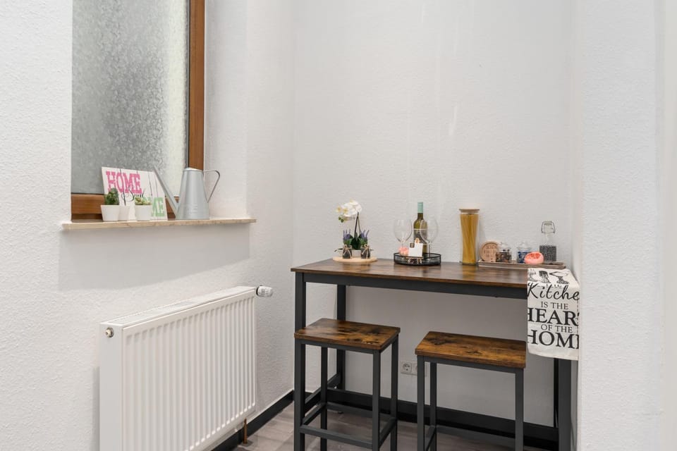 Kitchen or kitchenette, Food and drinks, Dining area, dishwasher, heating, washing machine, dryer