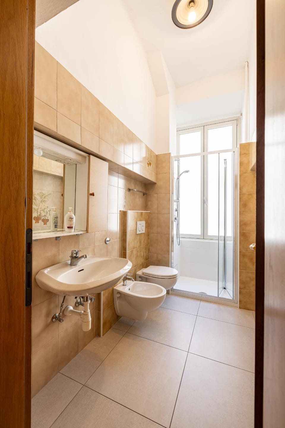 Mia Rooms - Room with Private Bath Bolzano Center Apartment in Bolzano