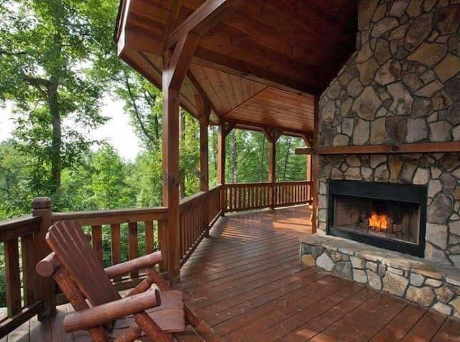 Fireside Lodge House in Georgia