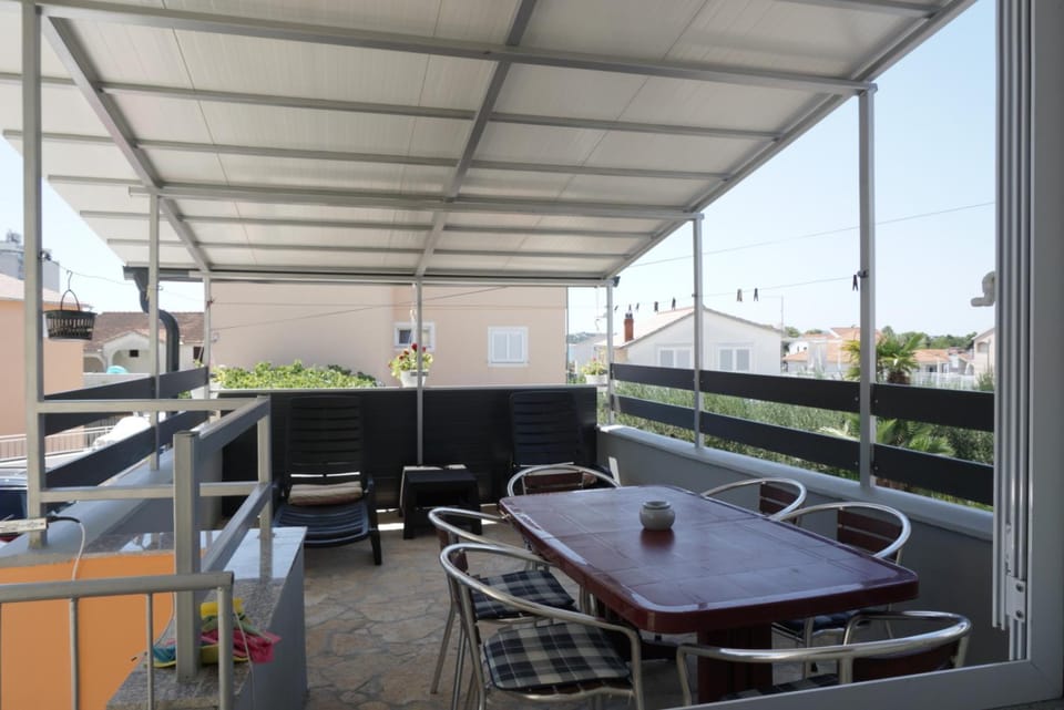 Balcony/Terrace, Garden view, Sea view, Street view