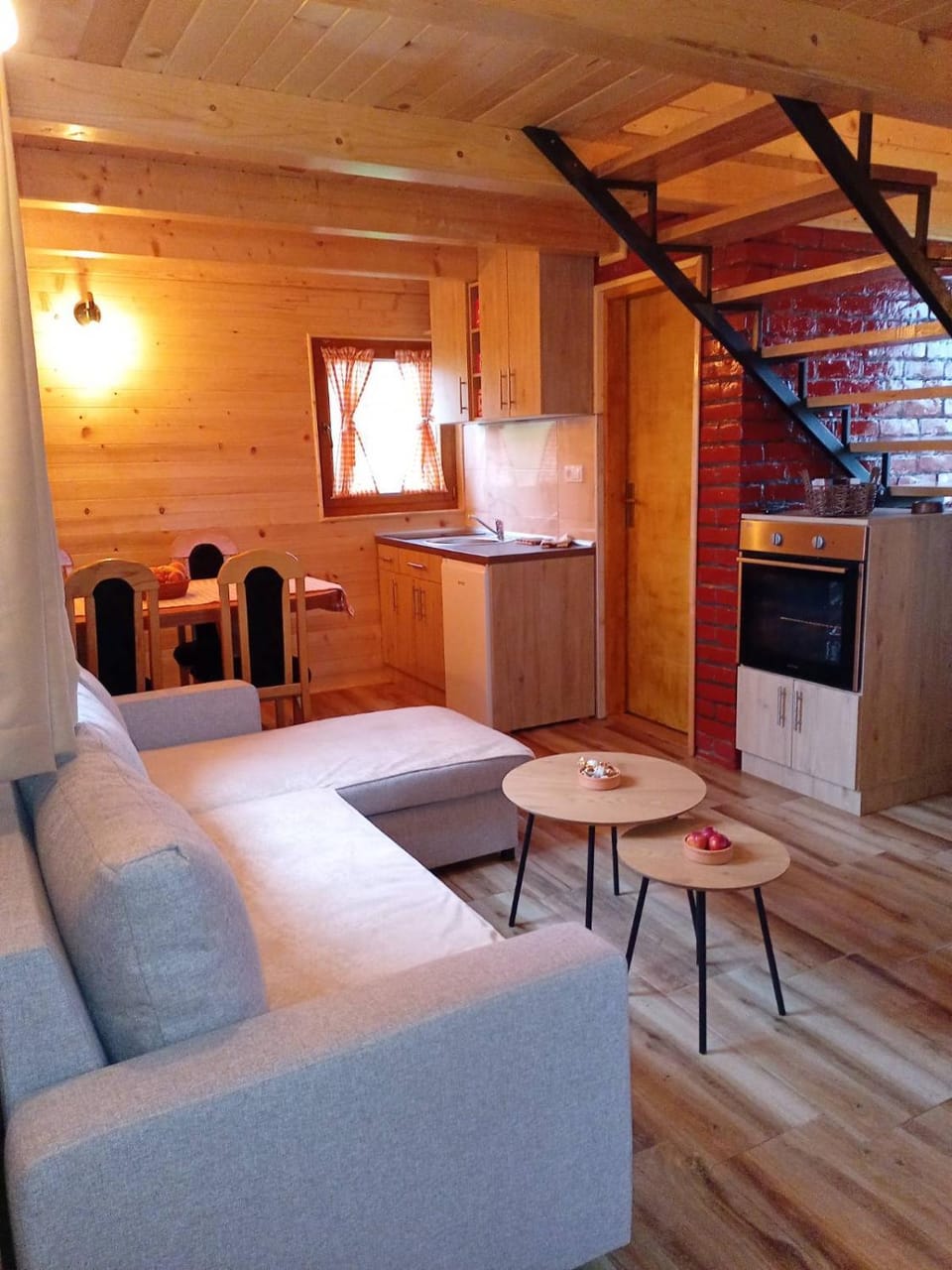 Kitchen or kitchenette, Living room, Seating area, stove