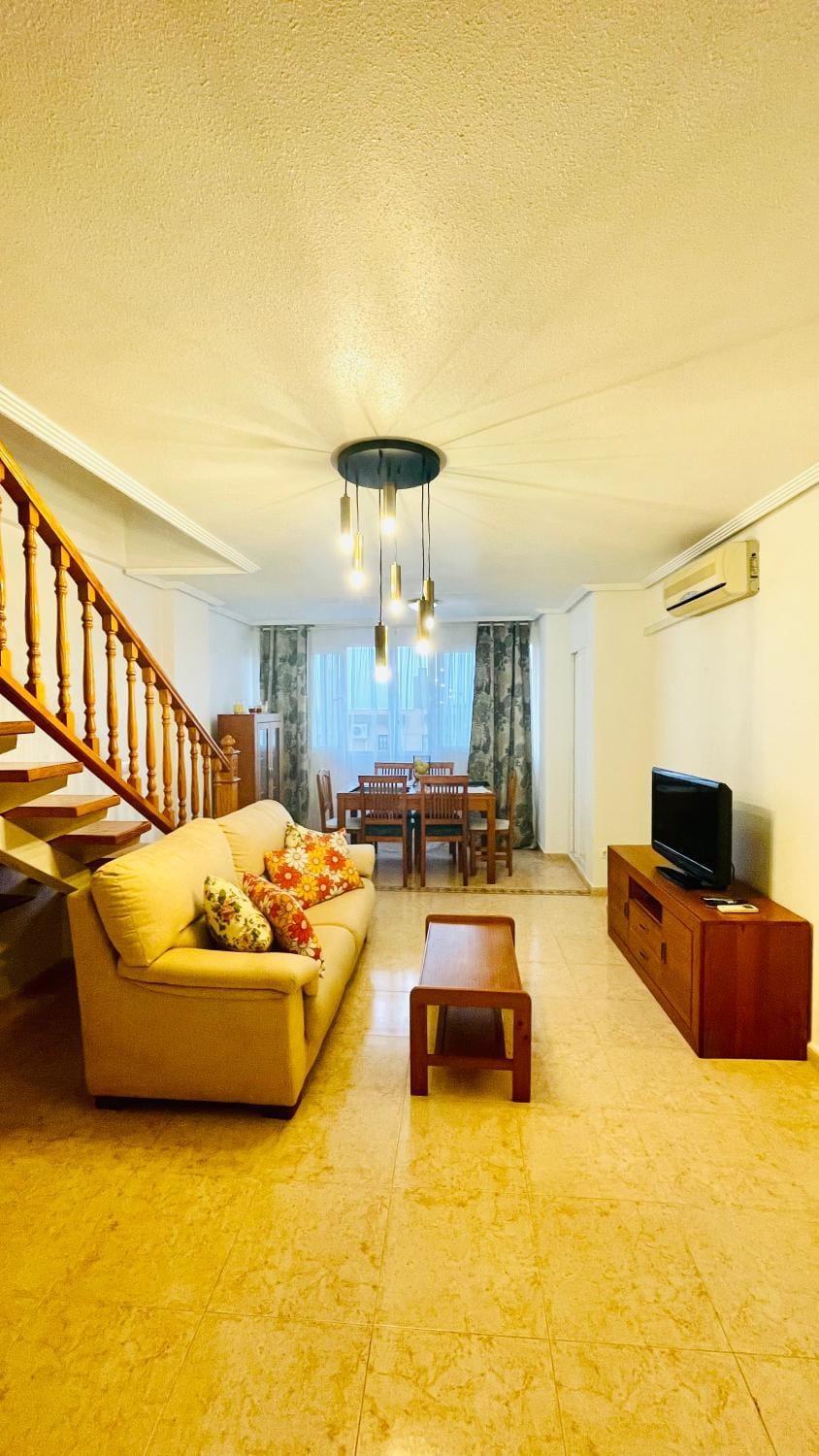 Communal lounge/ TV room, TV and multimedia, Living room, Seating area