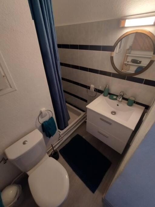 Toilet, Bathroom