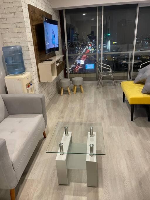 Beautiful loft at heart of Lima Apartment in San Borja