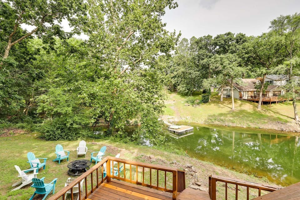Waterfront Haven with Deck on Monkey Island! House in Ozark Mountains