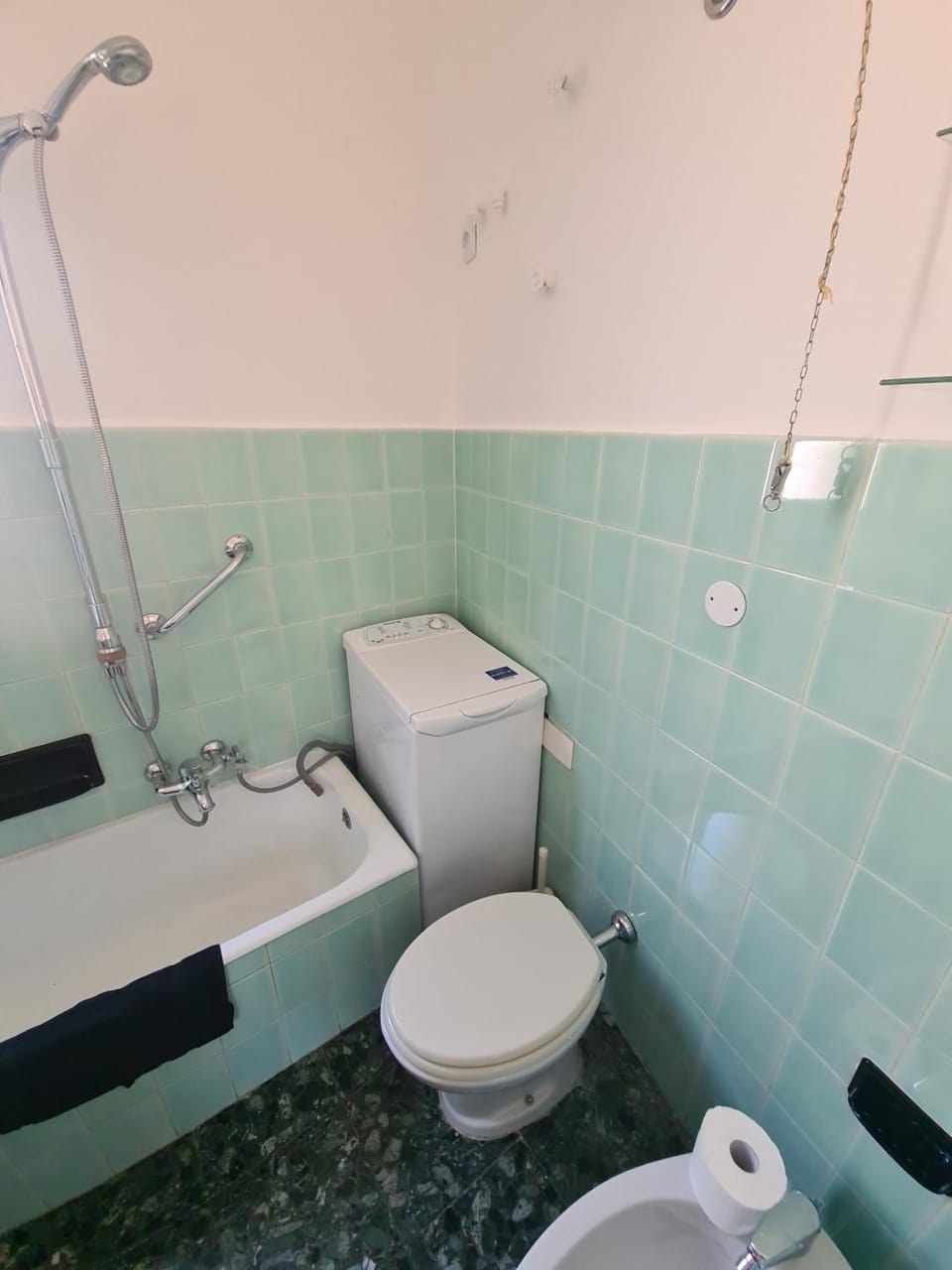 Shower, Bath