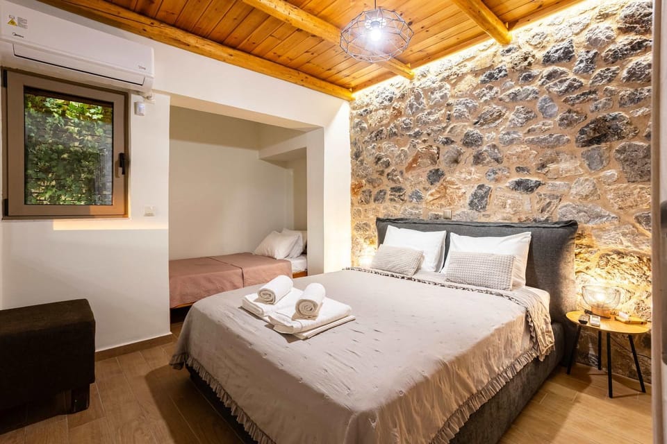 Verga Paradise Nest - A Blissful Hideout Apartment in Messenia