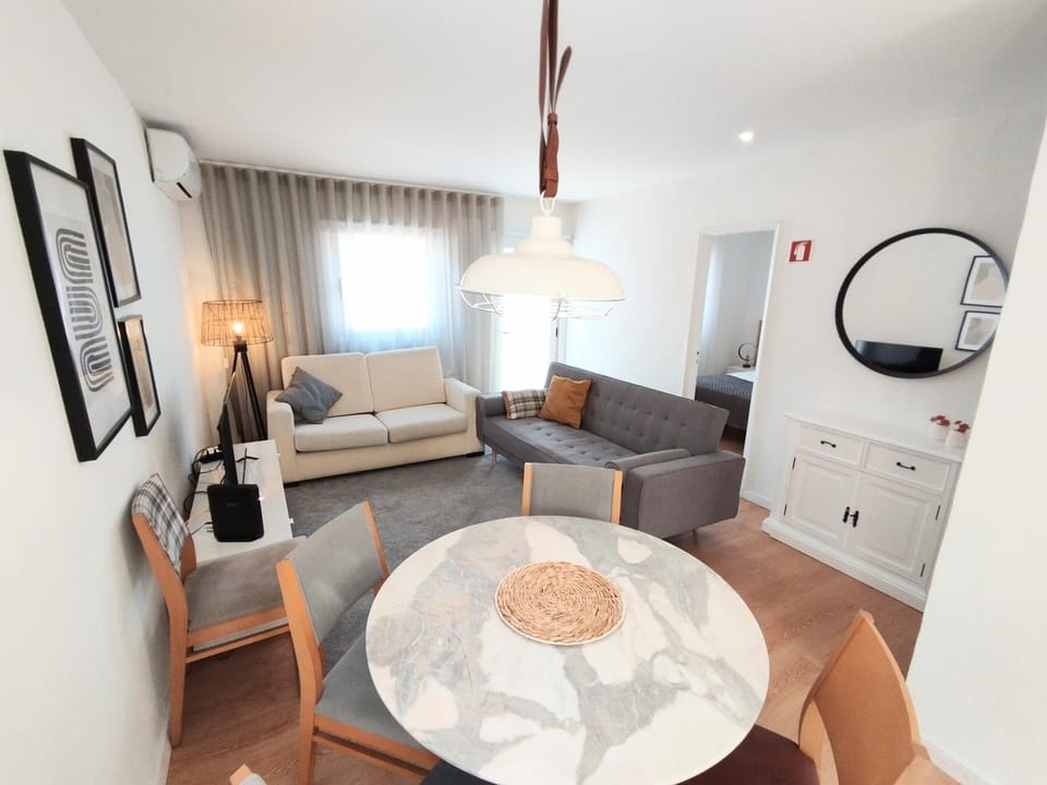 TV and multimedia, Living room, Photo of the whole room, Seating area