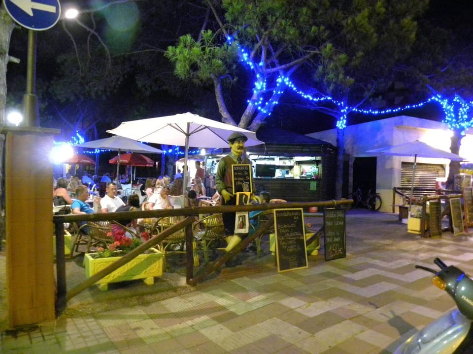 Restaurant/places to eat