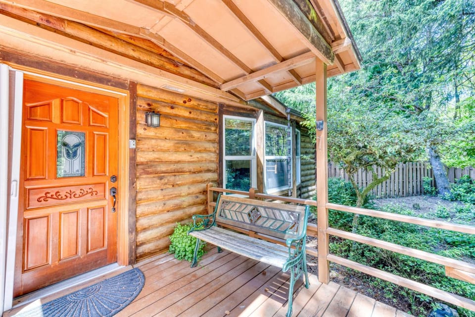 Sitka by the Sea - Meredith Lodging House in Manzanita